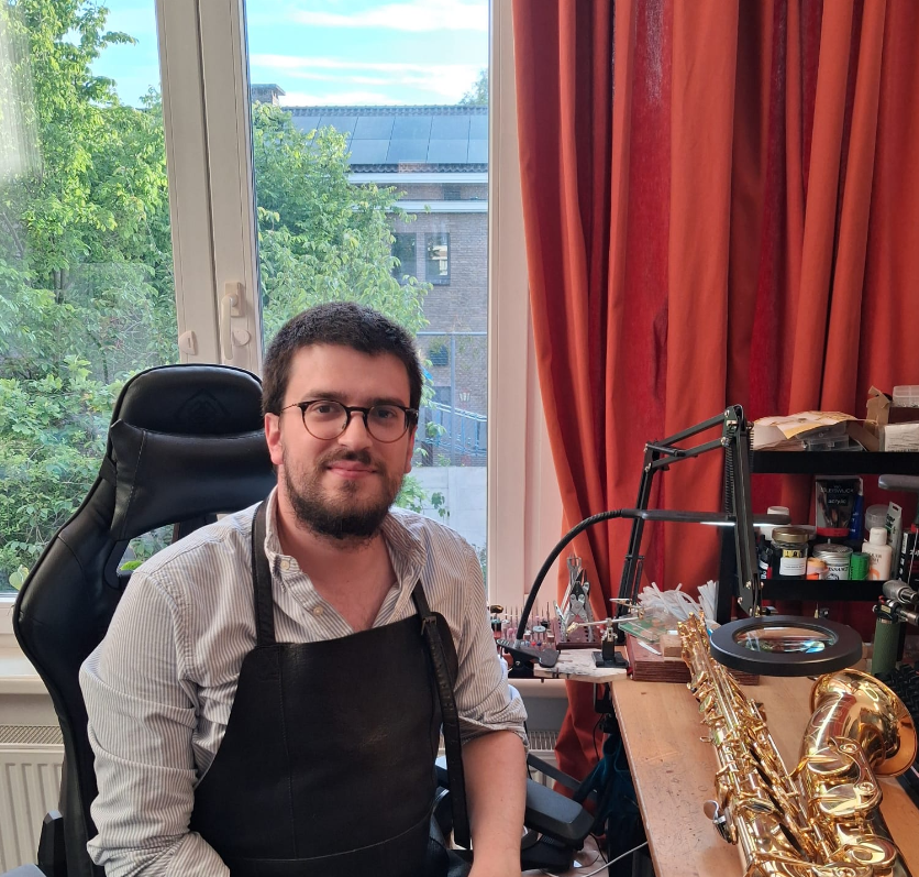 Antonio Jara at his workspace in The Hague